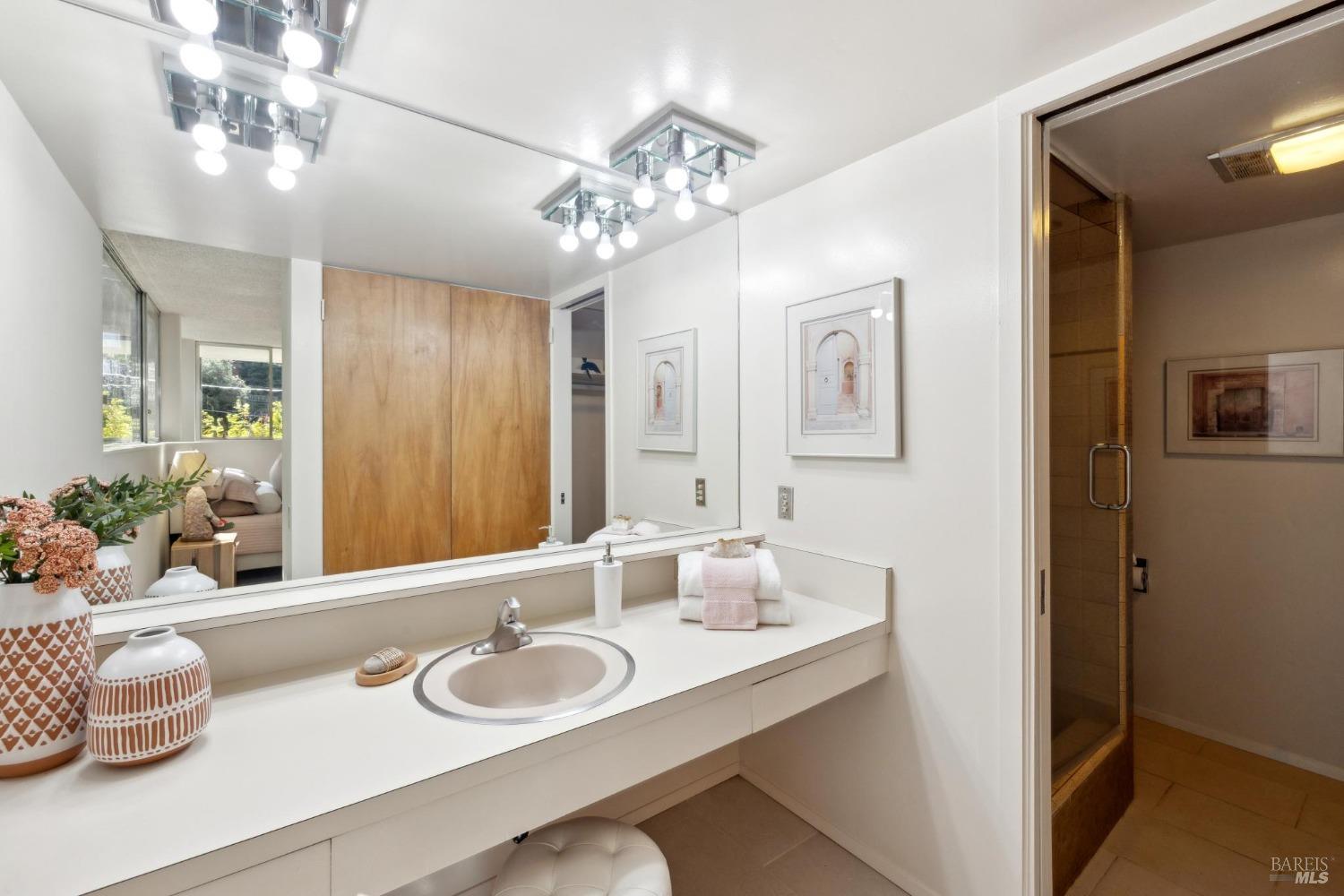 328 N Ferndale Avenue