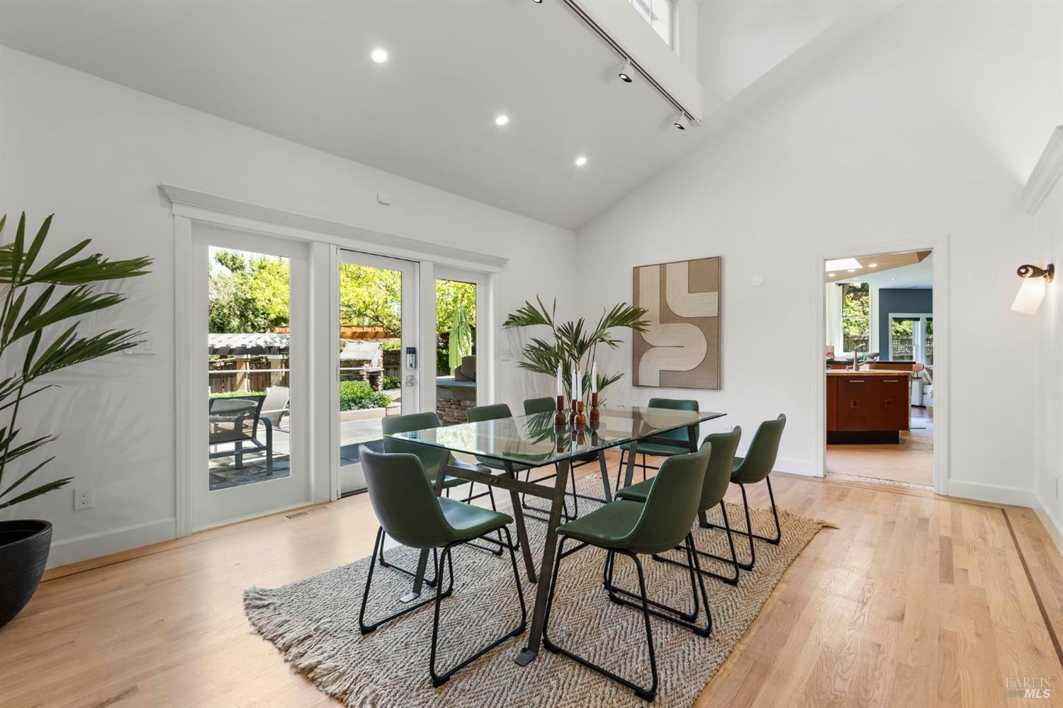 1 Golden Lily Place