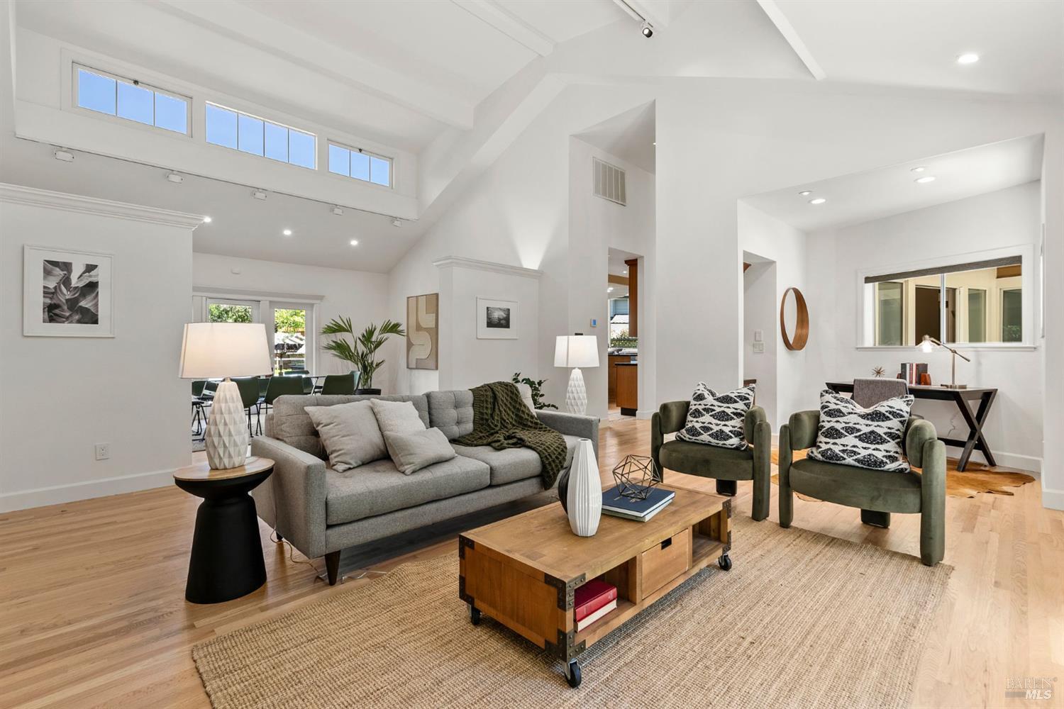 1 Golden Lily Place