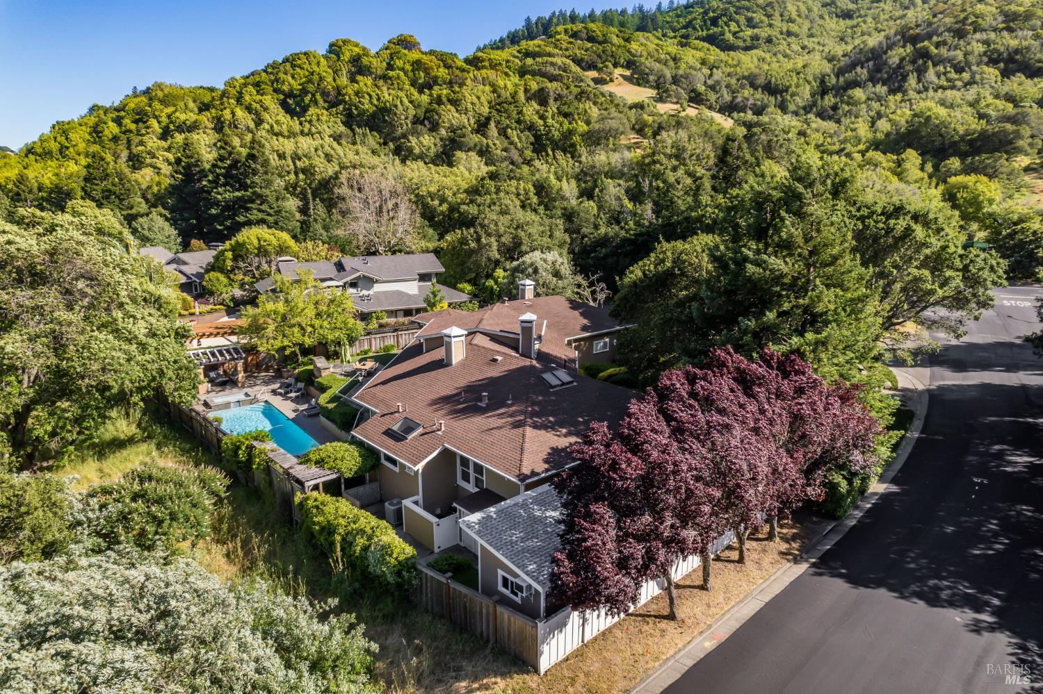 1 Golden Lily Place