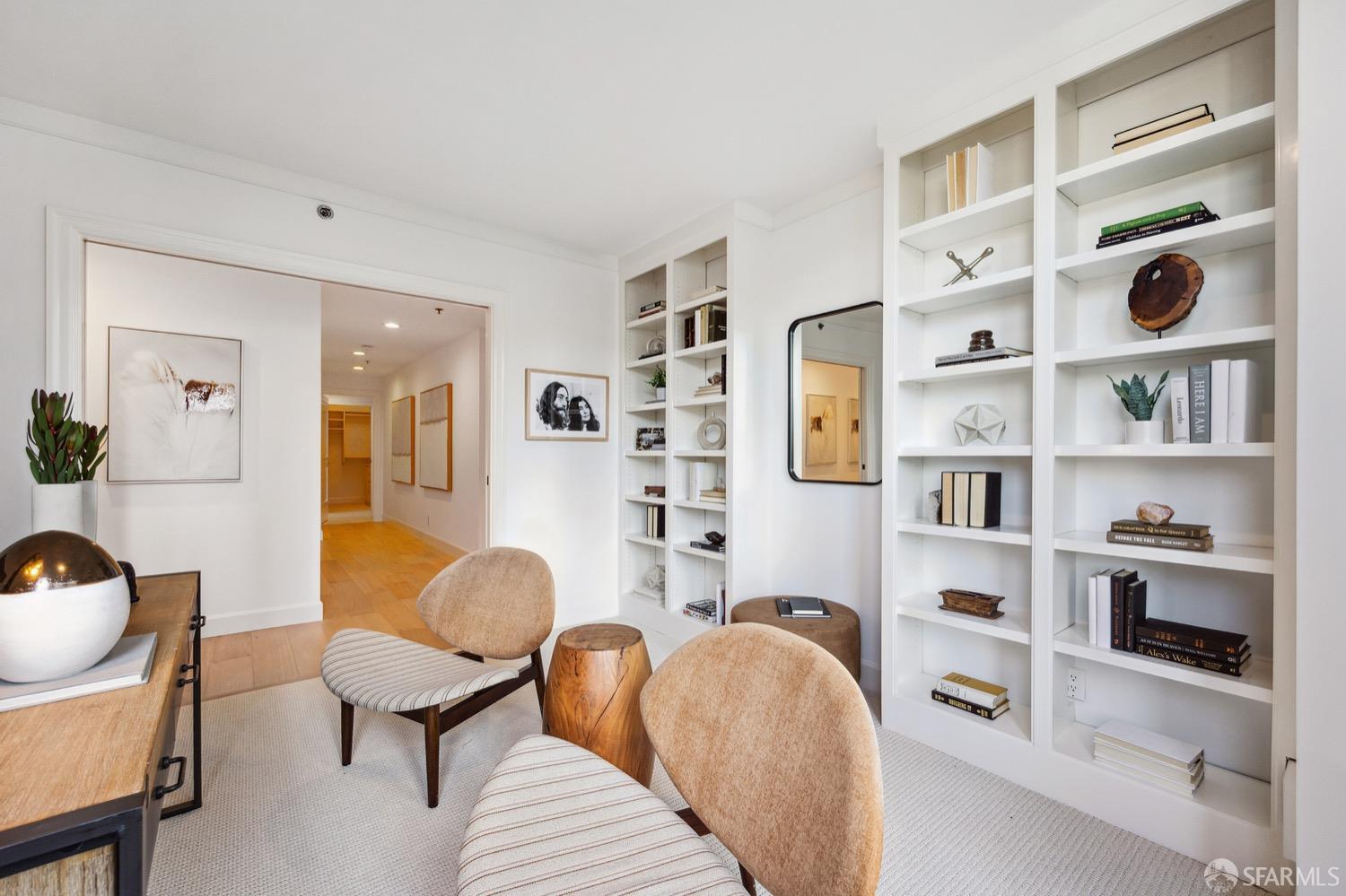 1045 Mason Street # 401