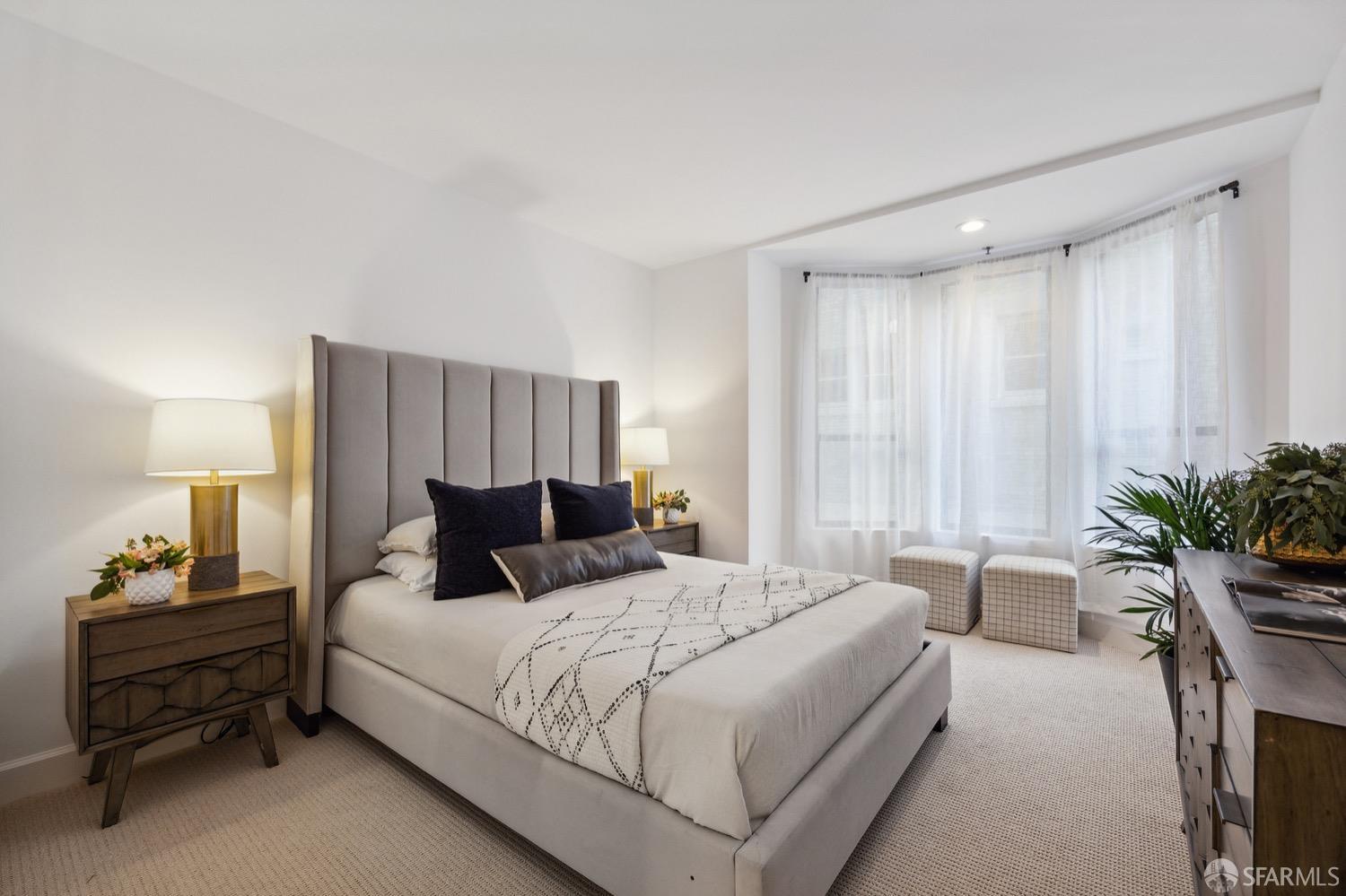 1045 Mason Street # 401