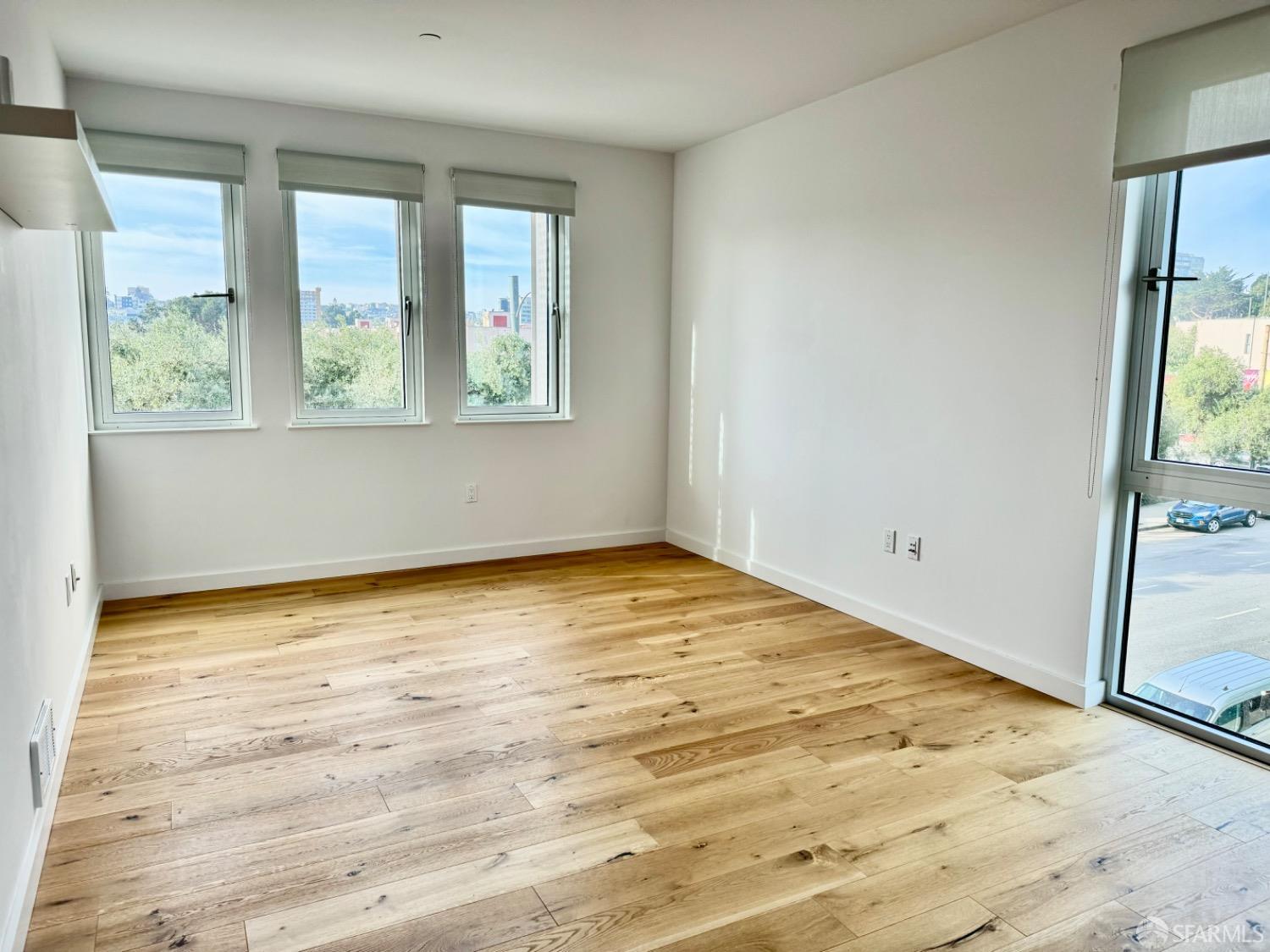 388 Fulton Street # 305