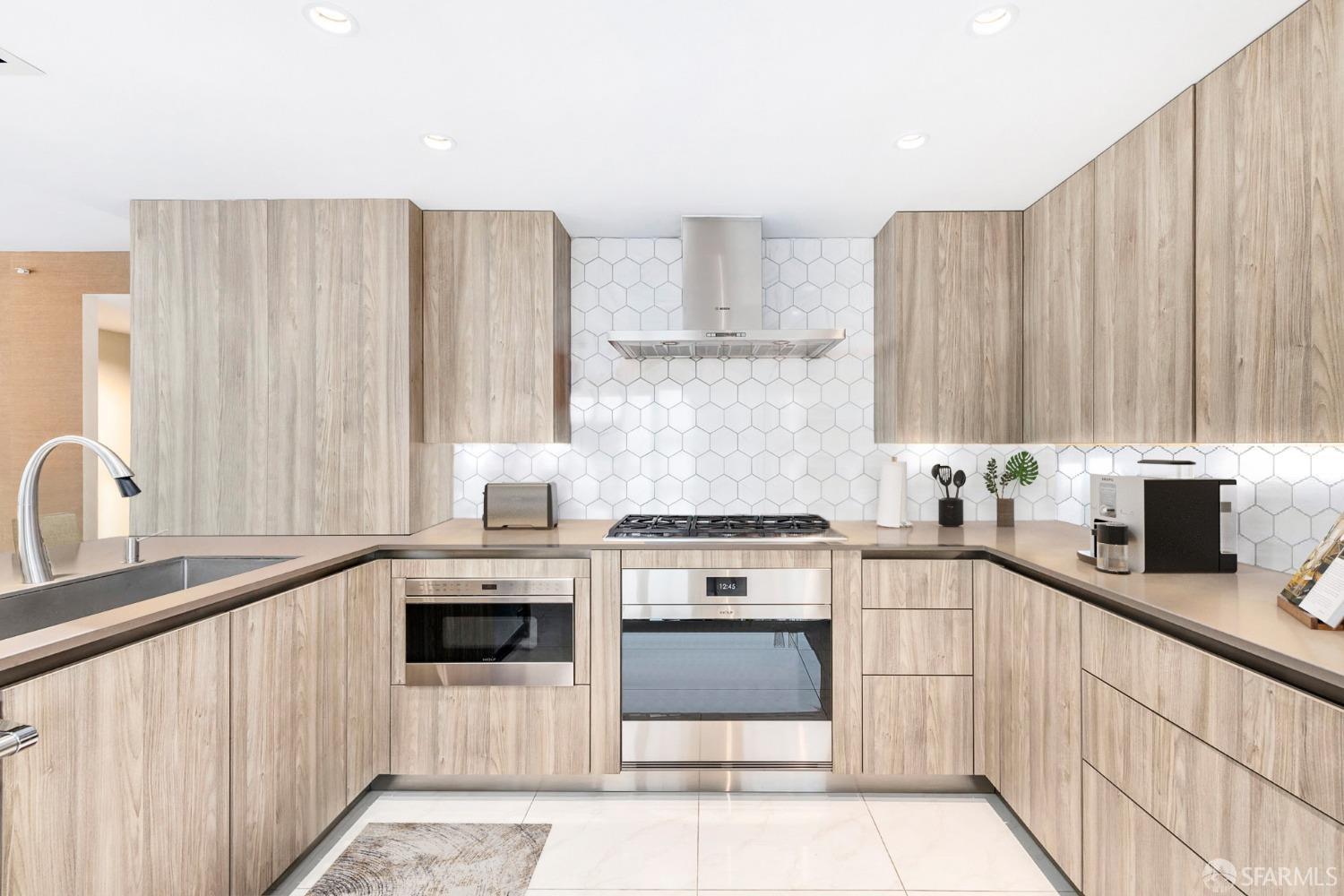 355 1st Street # S2102