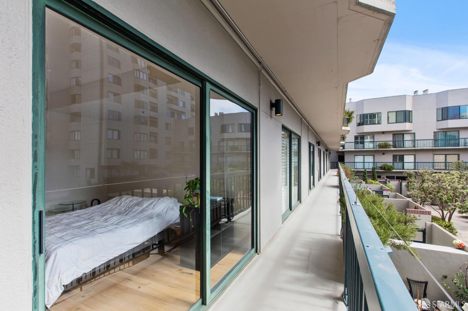 601 Van Ness Avenue Unit: 11