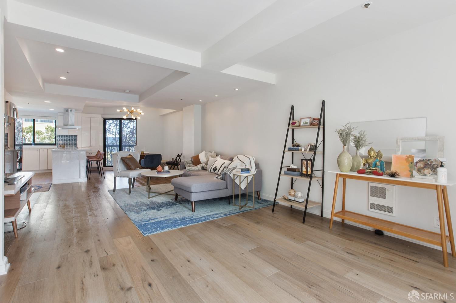 601 Van Ness Avenue Unit: 11