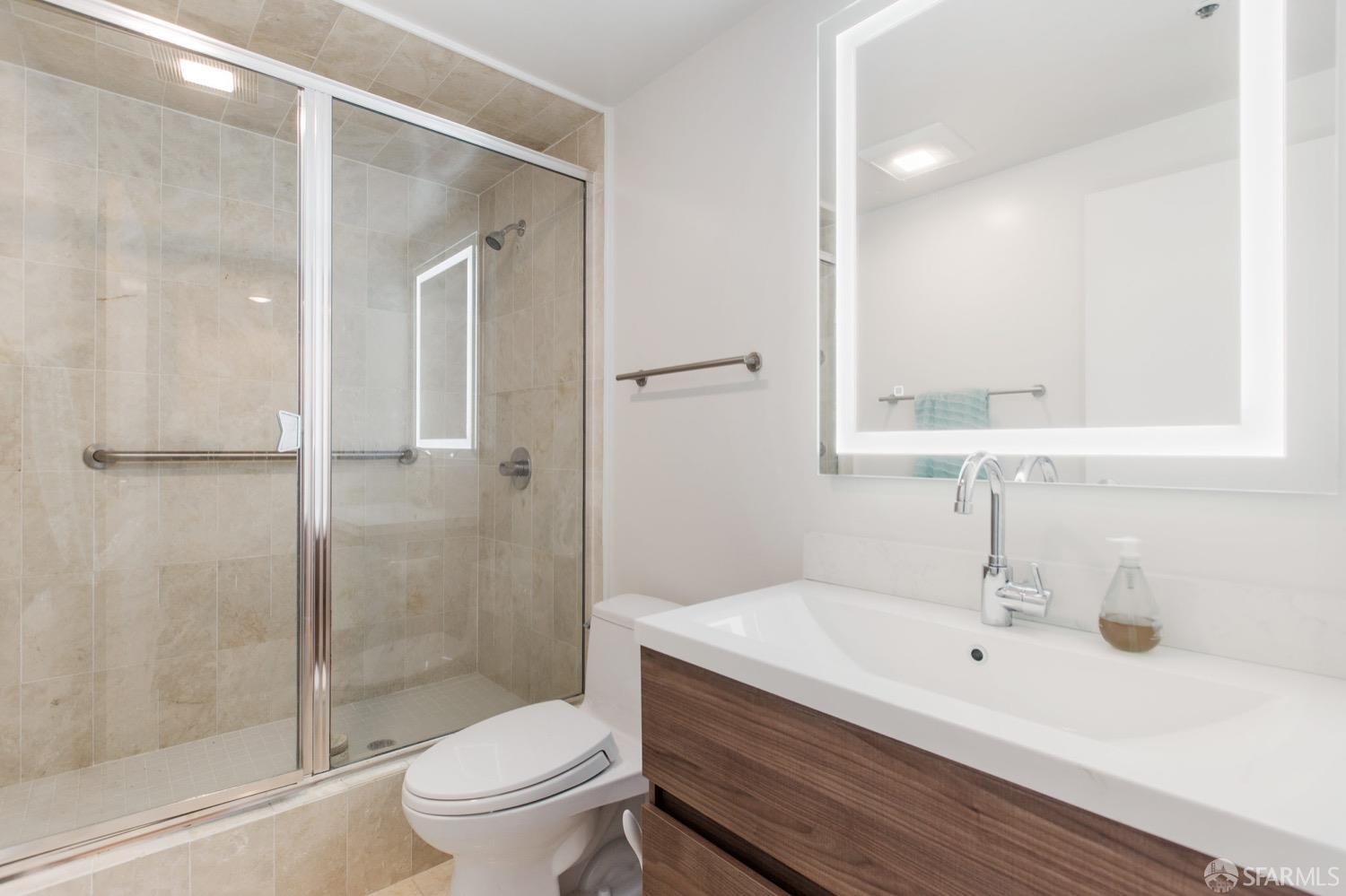 601 Van Ness Avenue Unit: 11