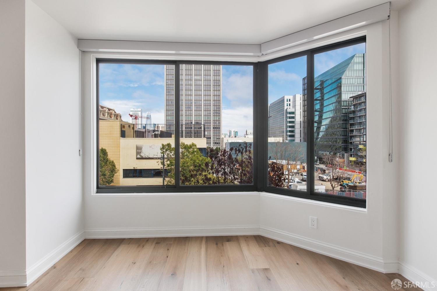 601 Van Ness Avenue Unit: 11