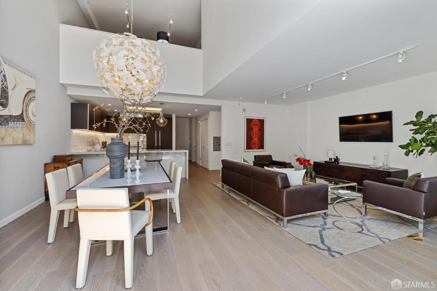 1501 Filbert Street Unit: TH1A