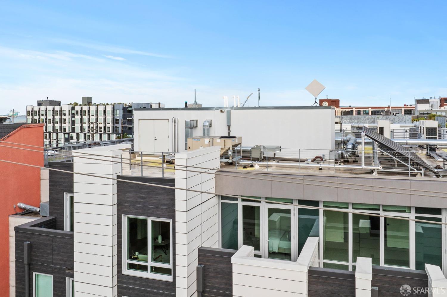 950 Tennessee Street # 215