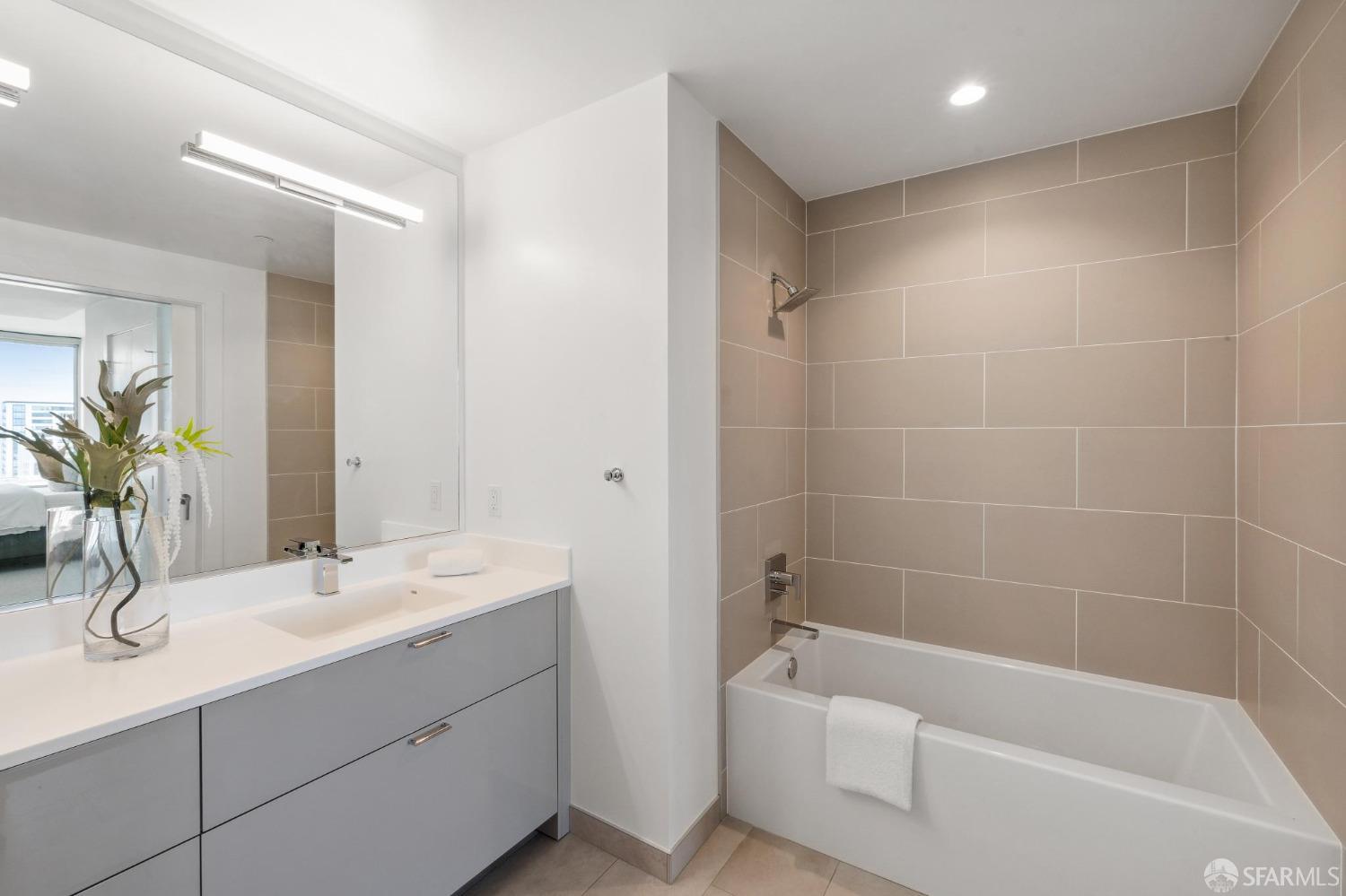 1000 3rd Street # 1302