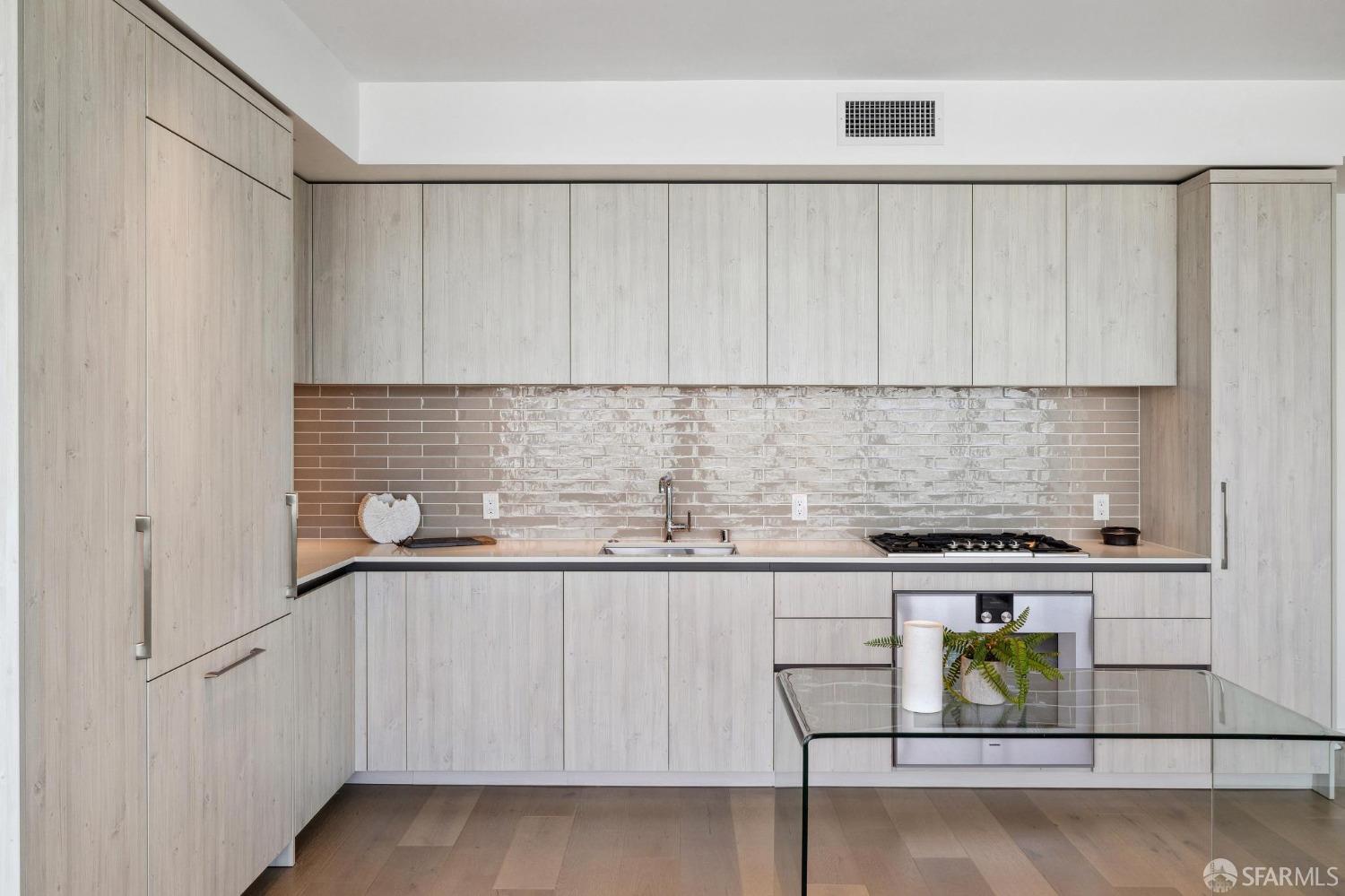 1000 3rd Street # 1302