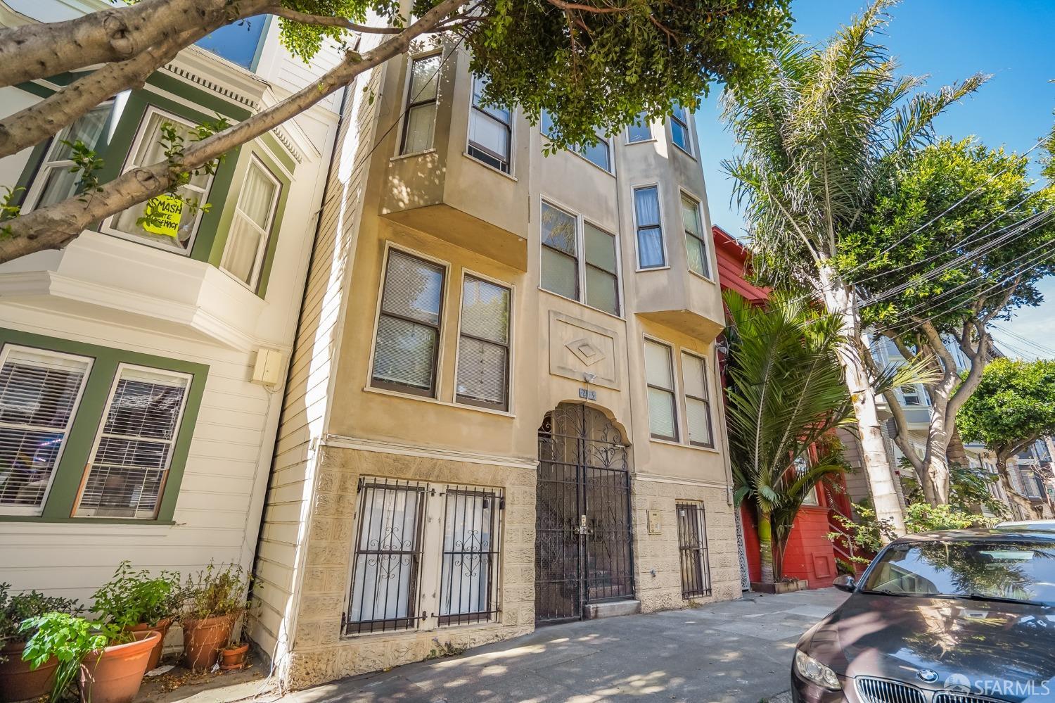 263 Clinton Park Street