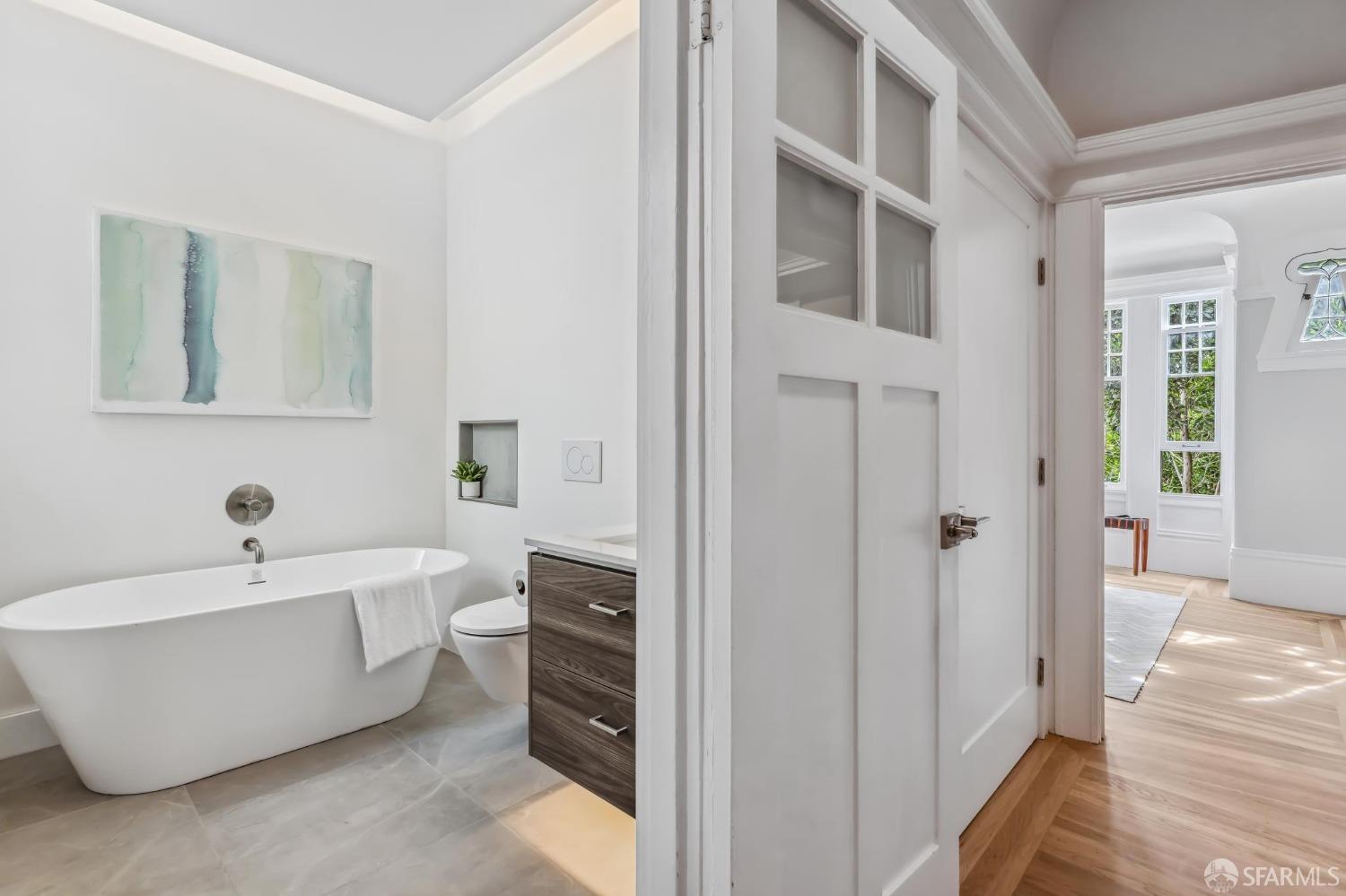 136 Parnassus Avenue # 2