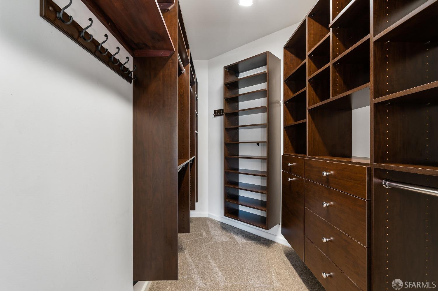 403 Main Street # 518N