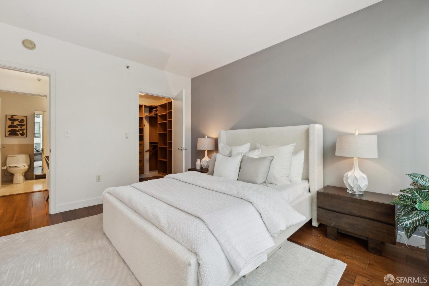 301 Main Street # 5F