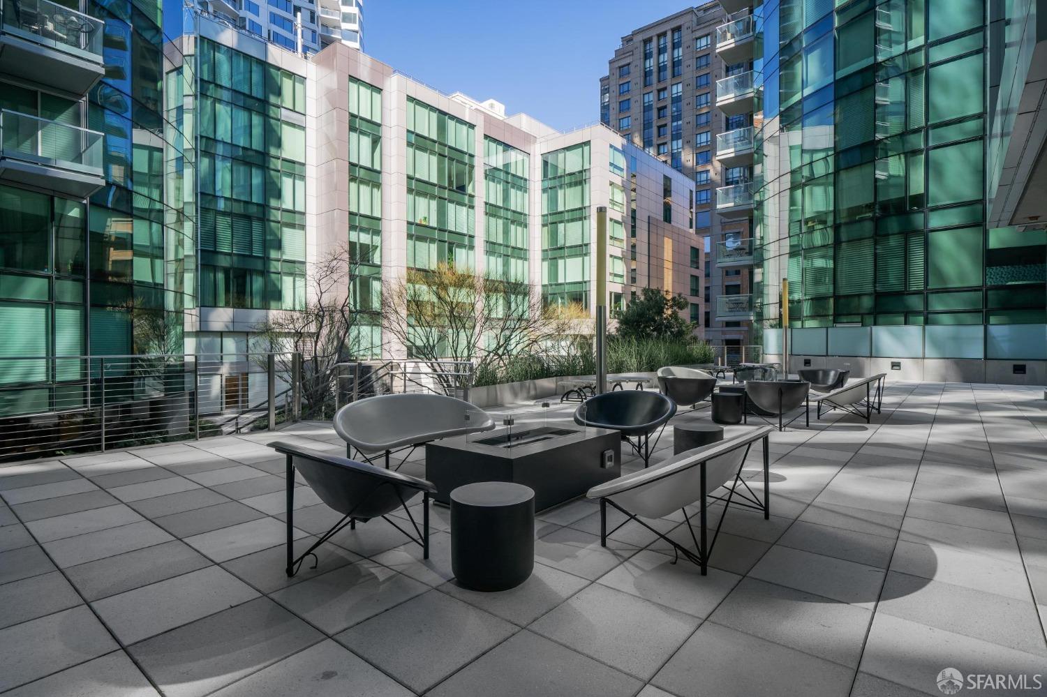 301 Main Street # 5F