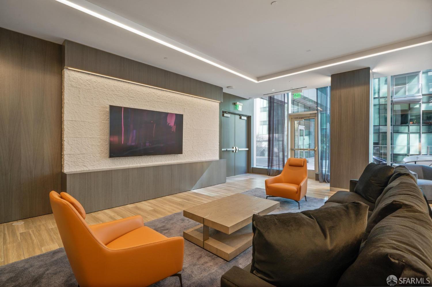 301 Main Street # 5F
