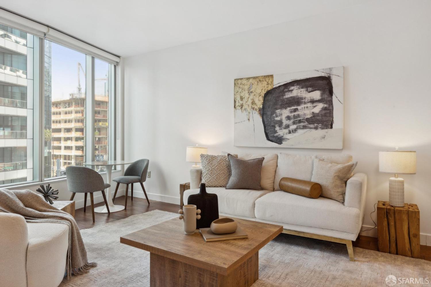 301 Main Street # 5F