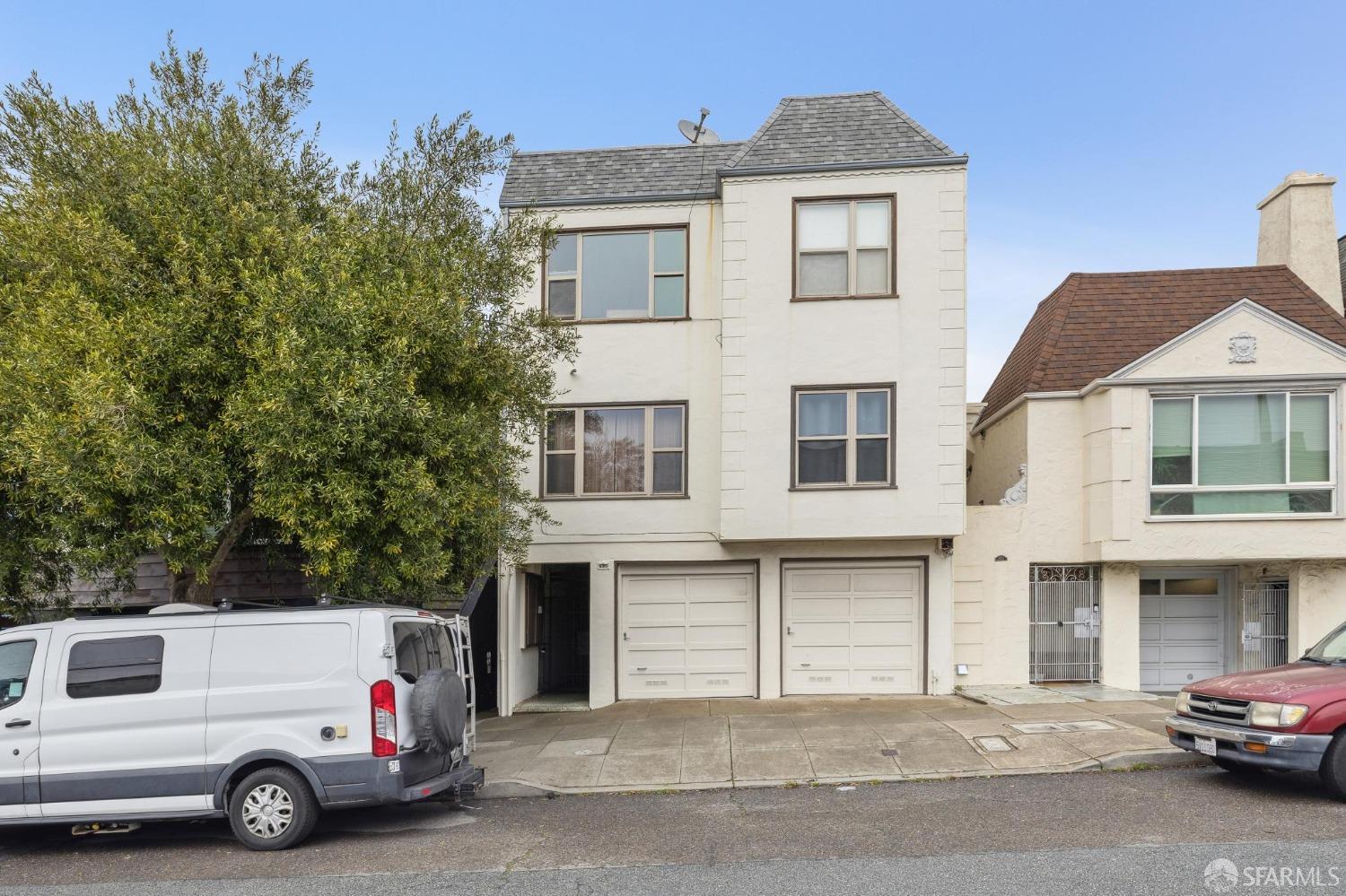 1832 Judah Street