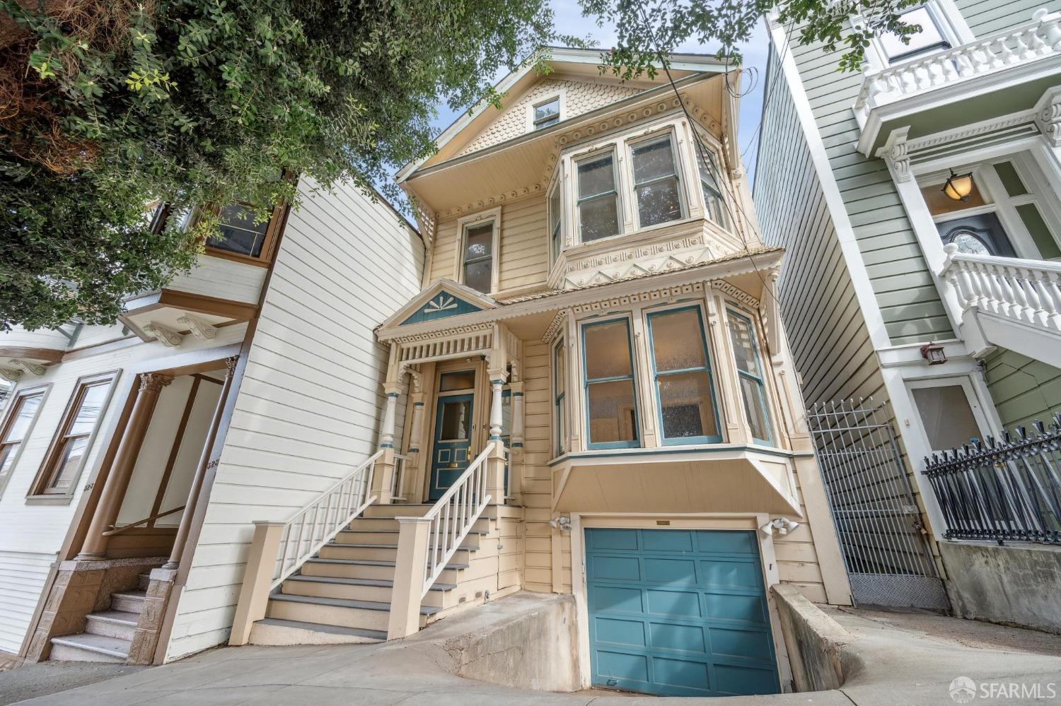 527-529 Noe Street