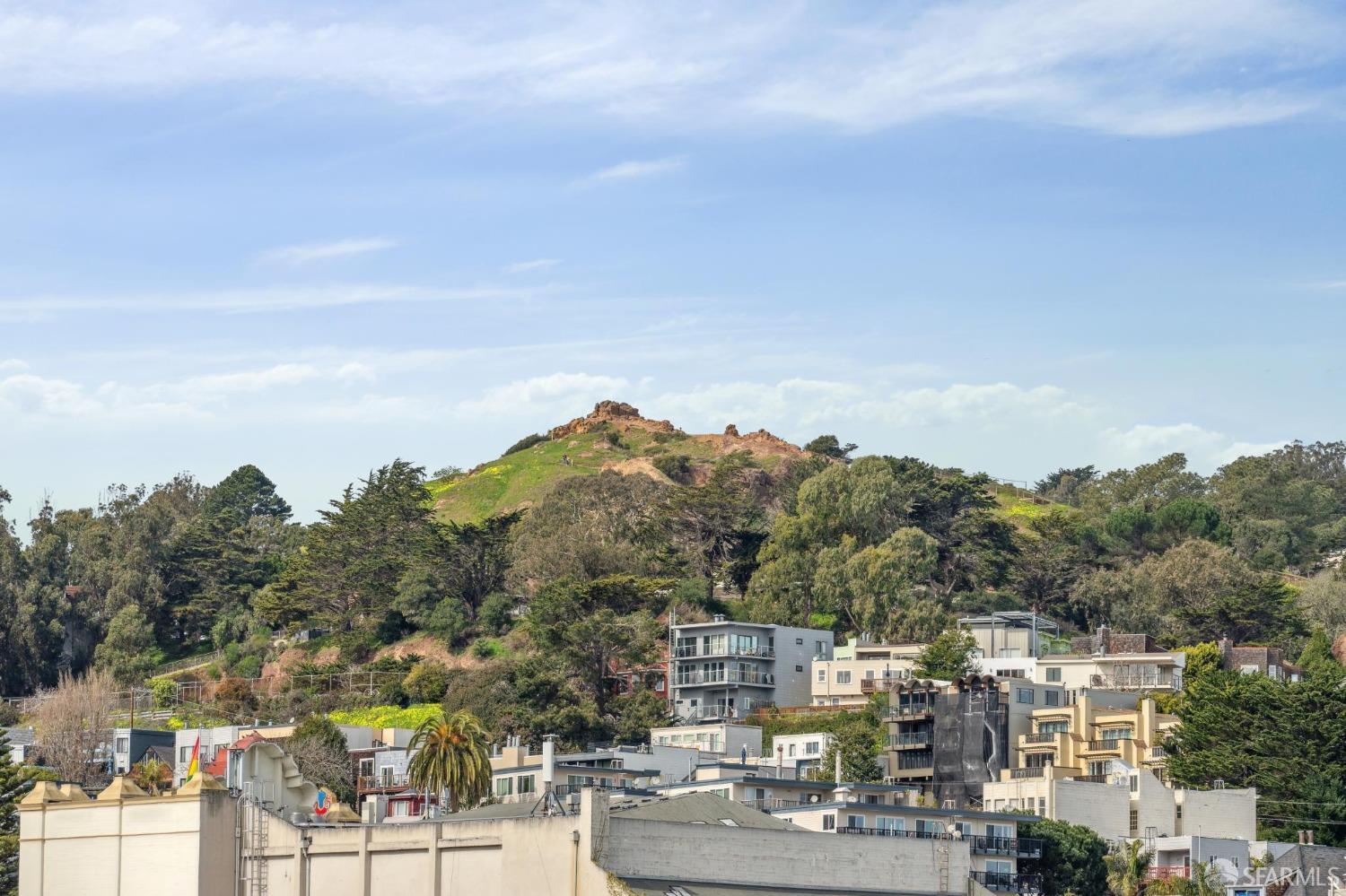 527-529 Noe Street