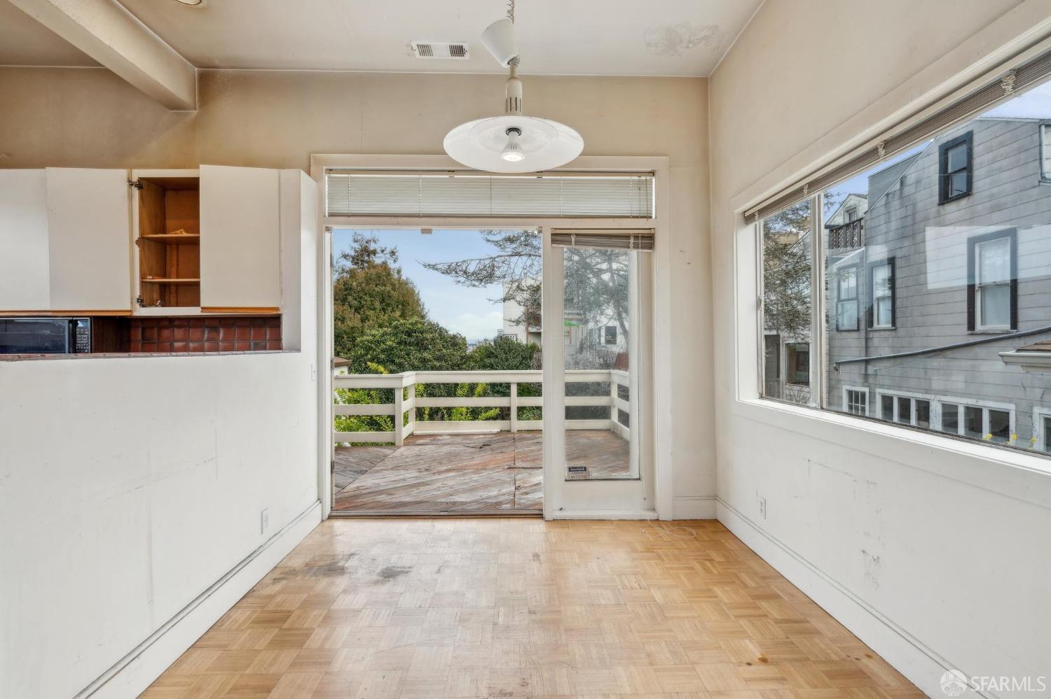 527-529 Noe Street