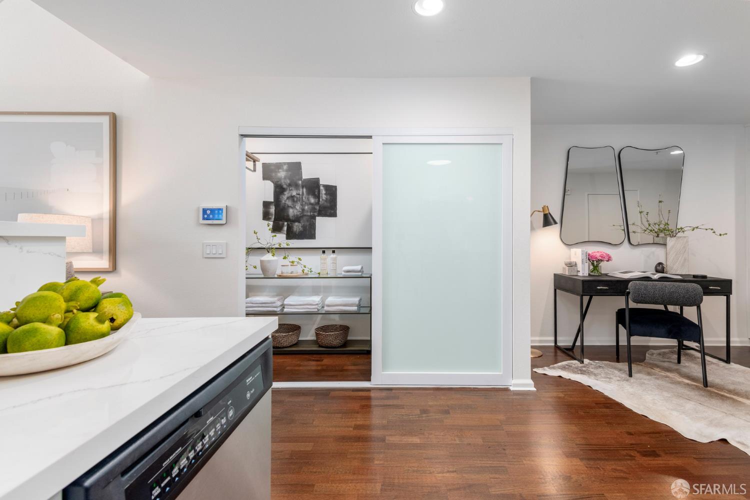 1970 Sutter Street # 107