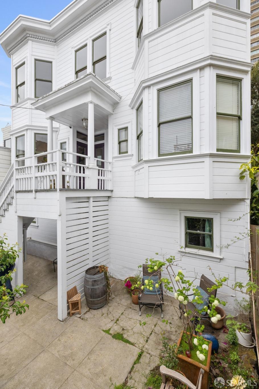 837 Union Street