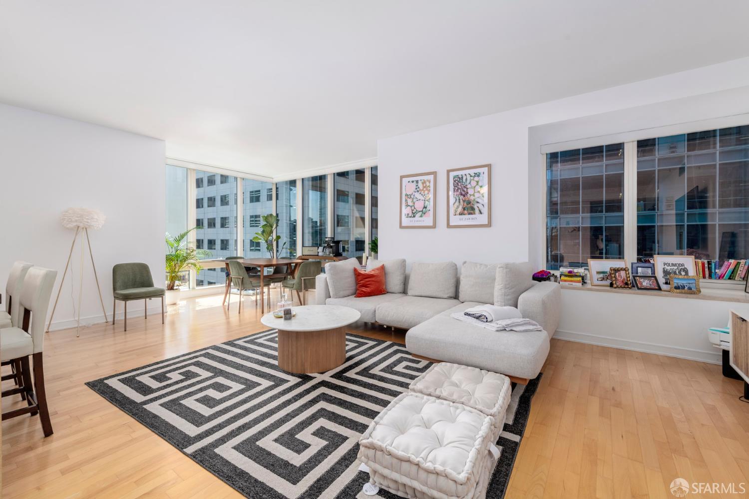 301 Mission Street # 14A