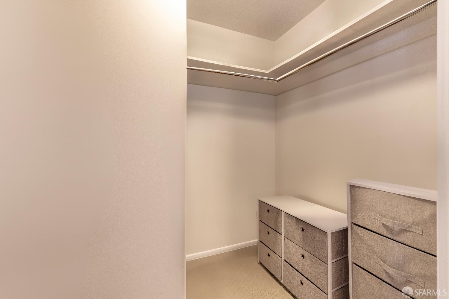 301 Mission Street # 14A