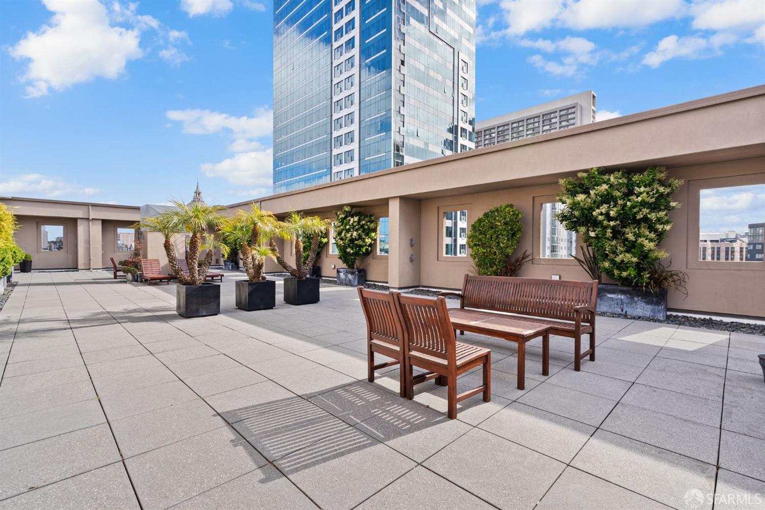 77 Van Ness Avenue # 405