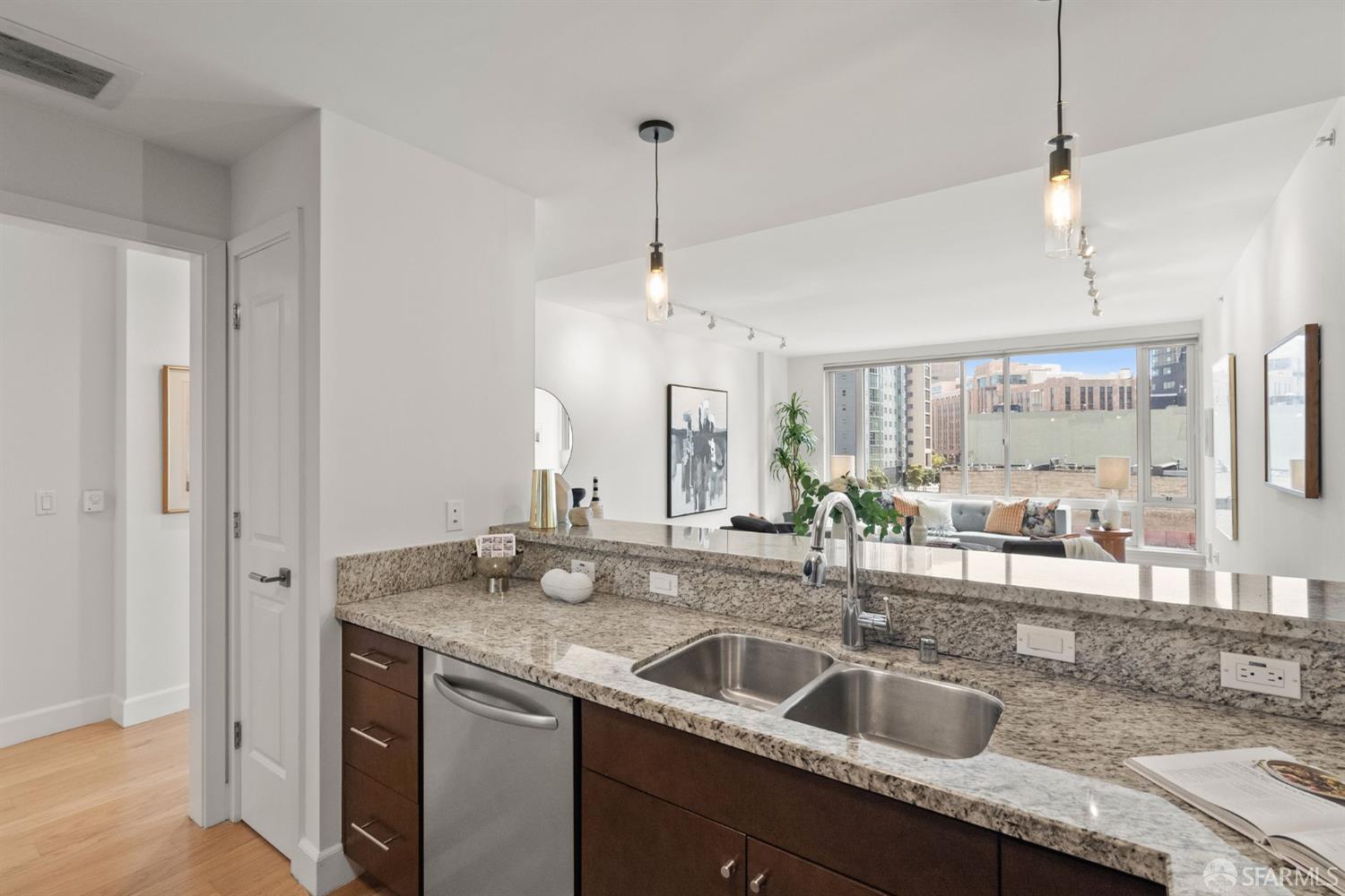 77 Van Ness Avenue # 405