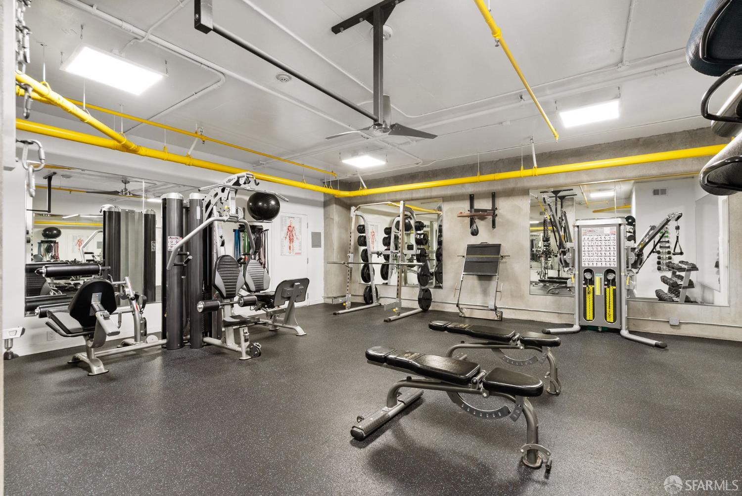 77 Van Ness Avenue # 405