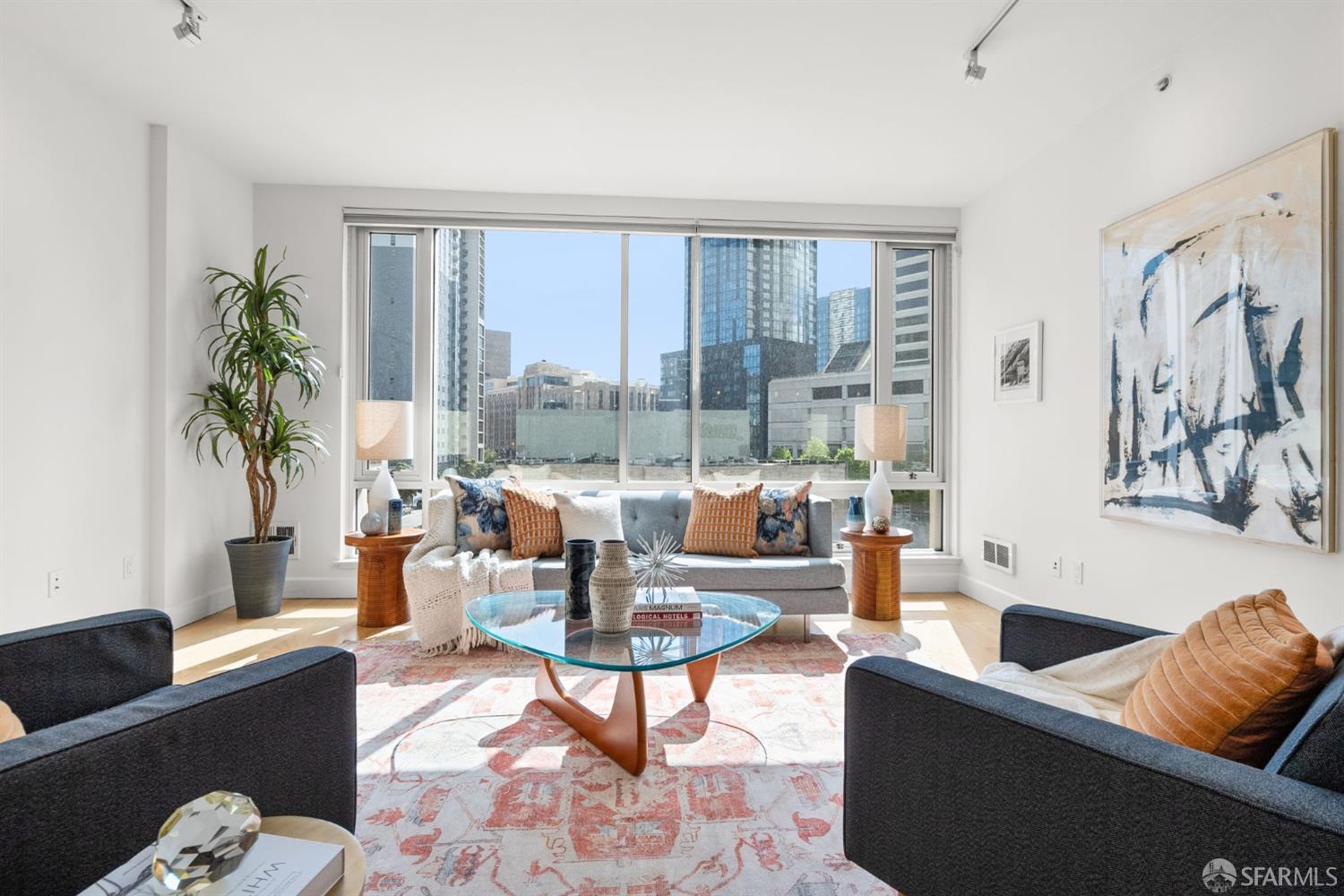 77 Van Ness Avenue # 405