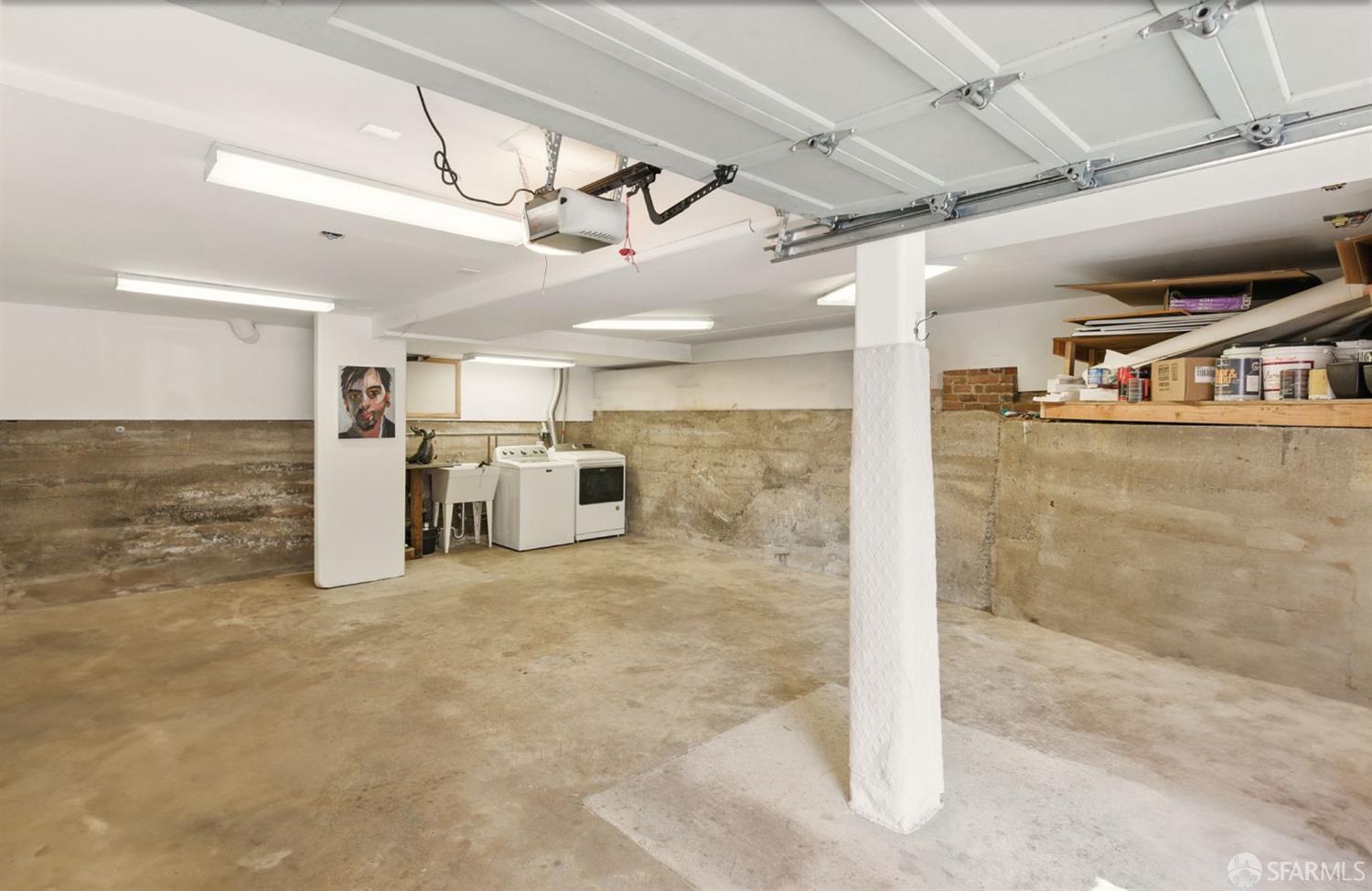 370 Sanchez Street