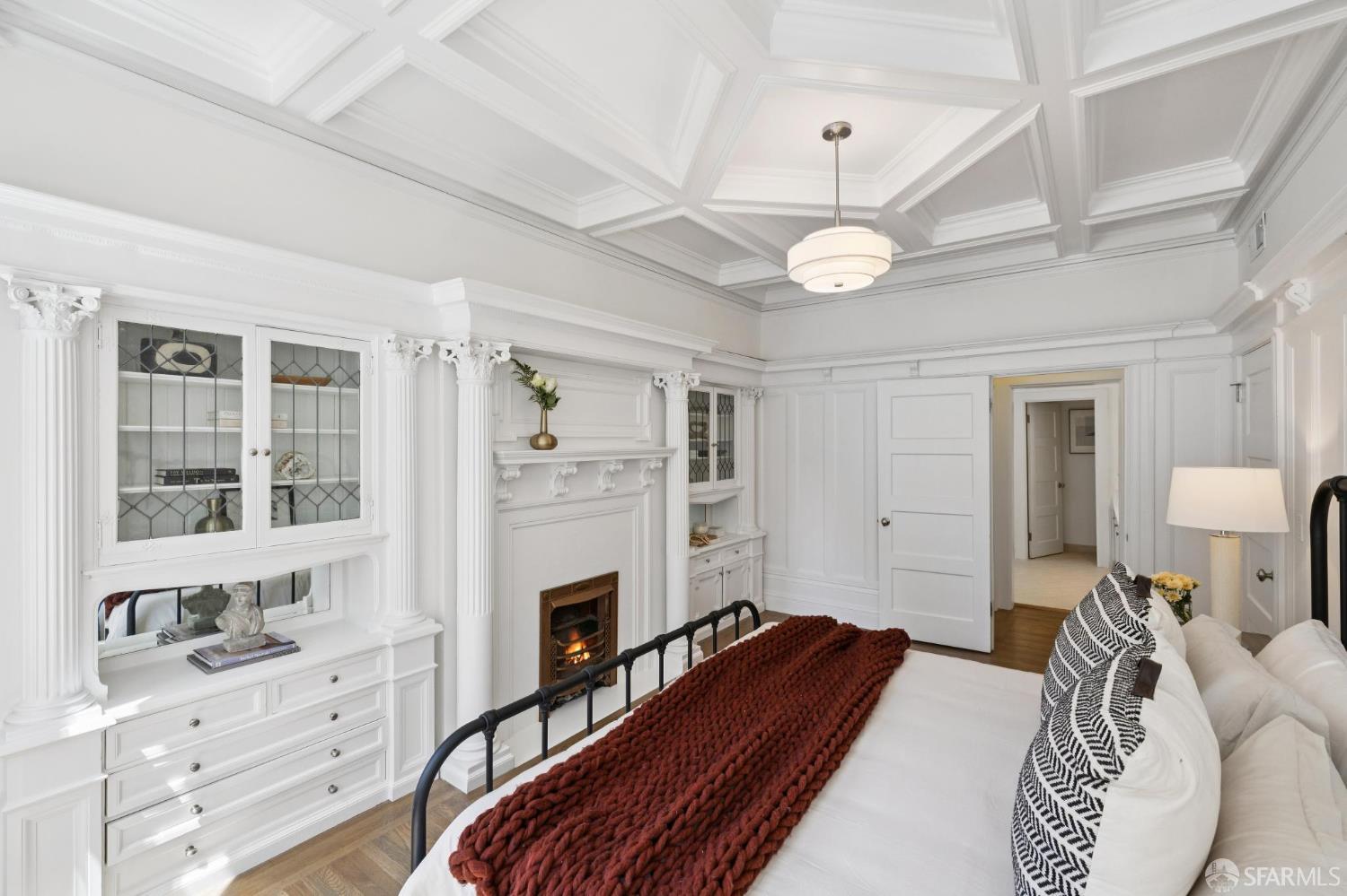 2427 Franklin Street