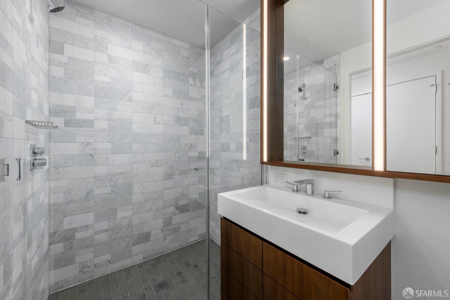 488 Folsom Street # 4305