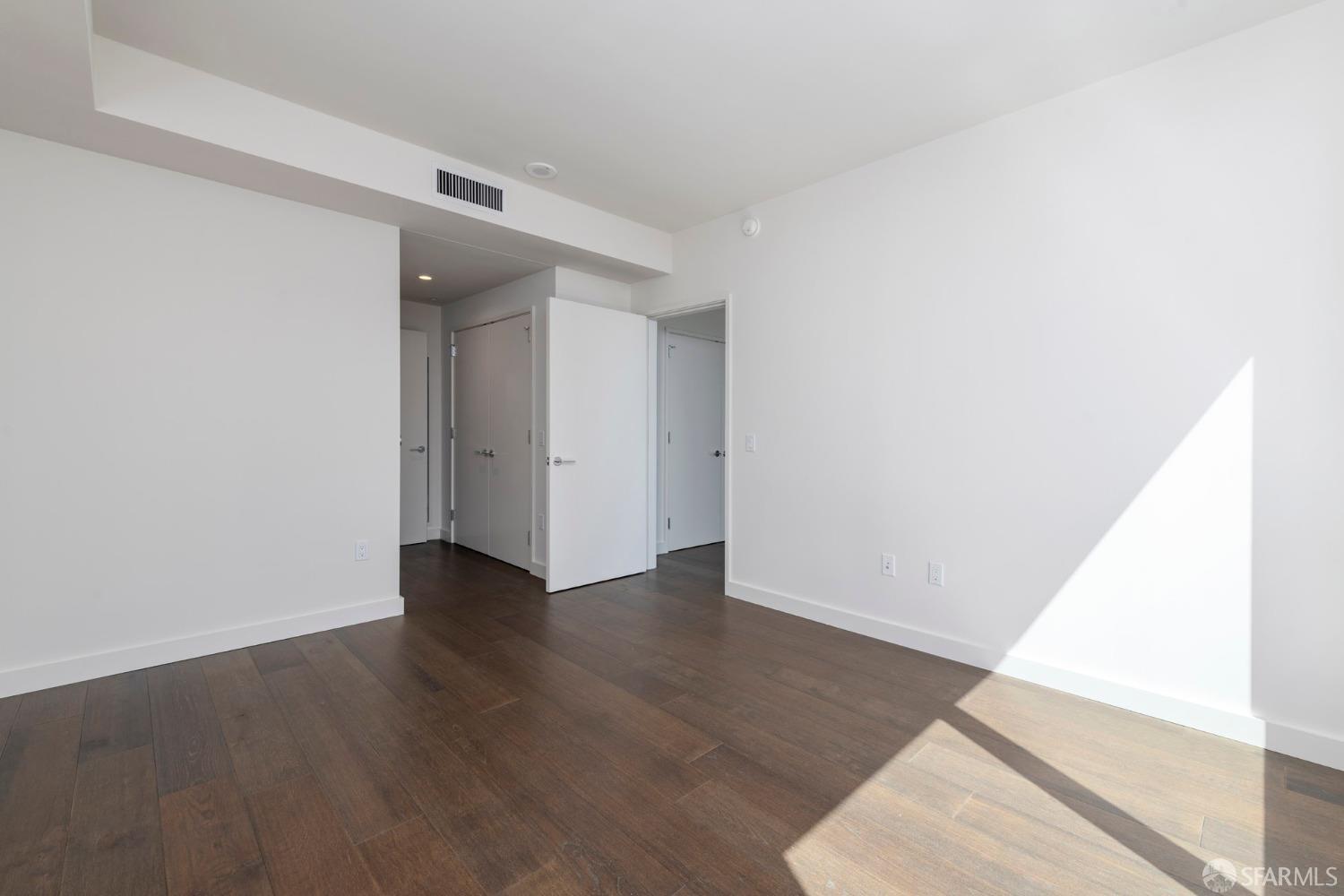 488 Folsom Street # 4305