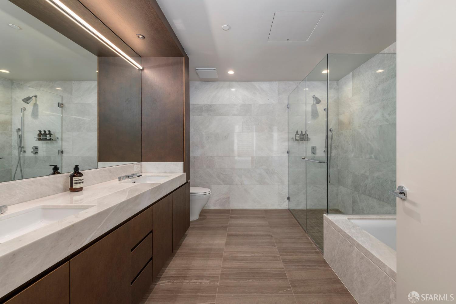 488 Folsom Street # 4305