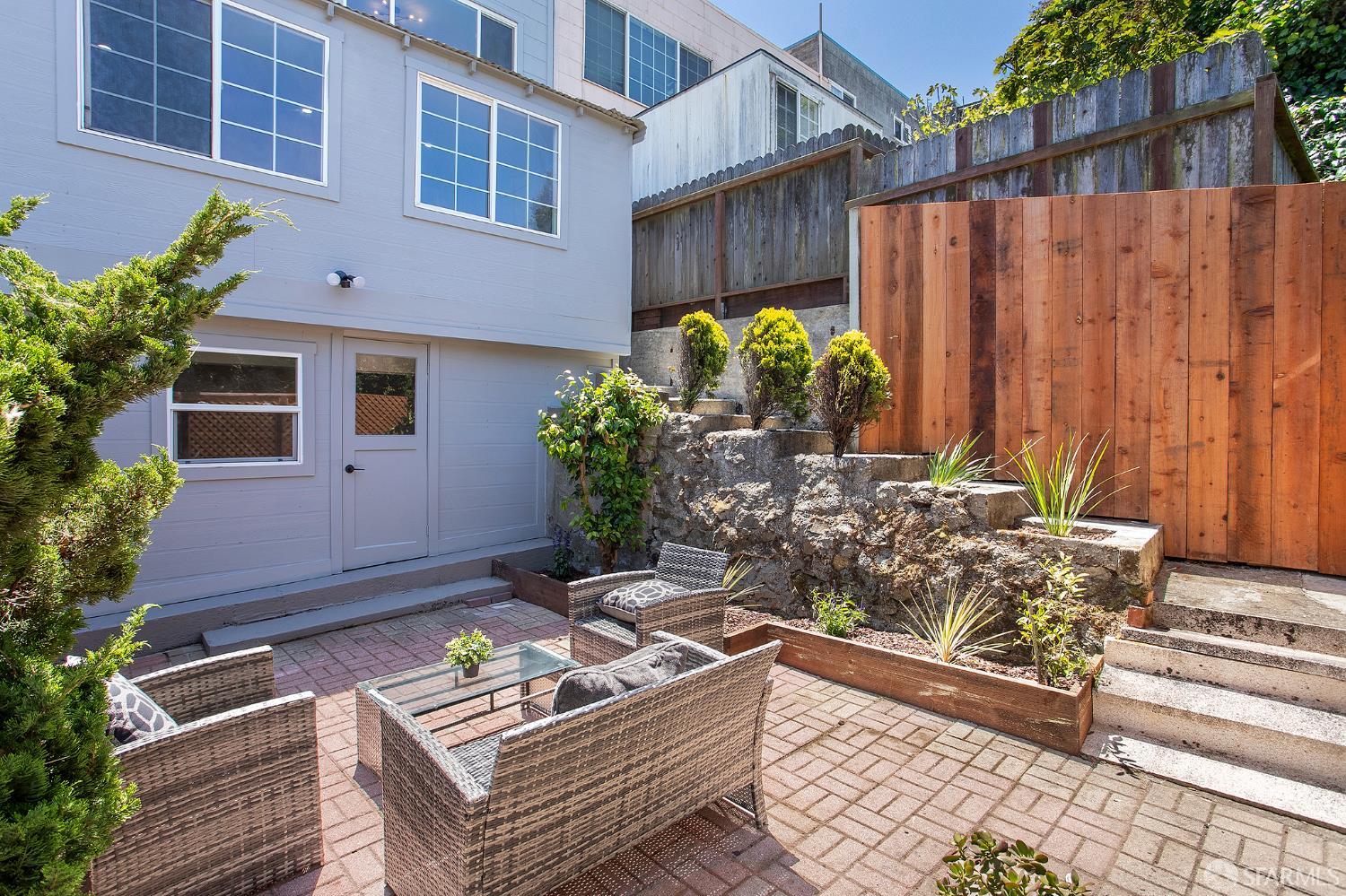 22 Pasadena Street