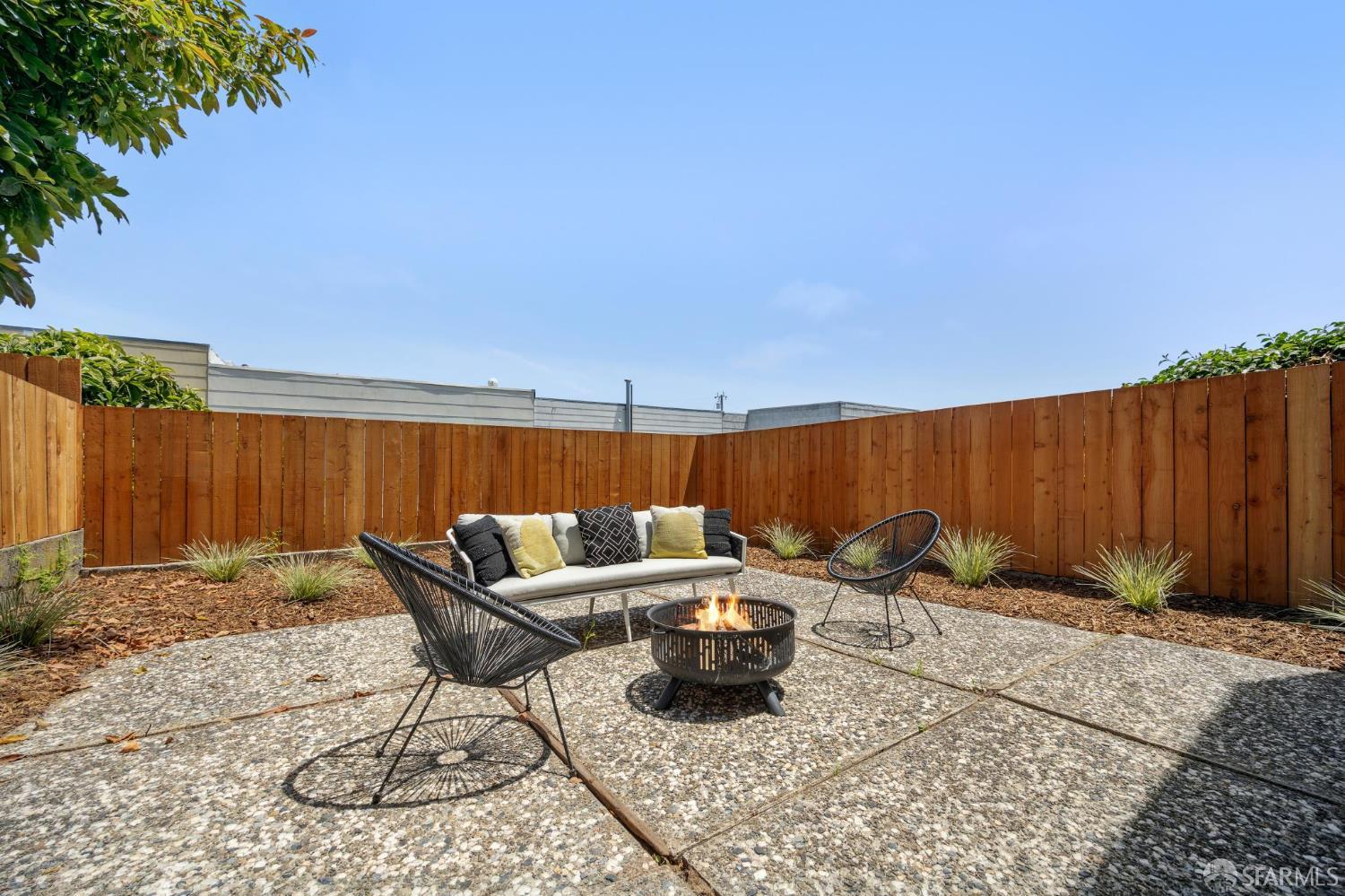 248 Niagara Avenue