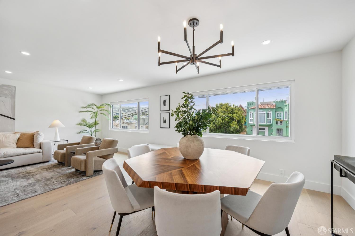 248 Niagara Avenue