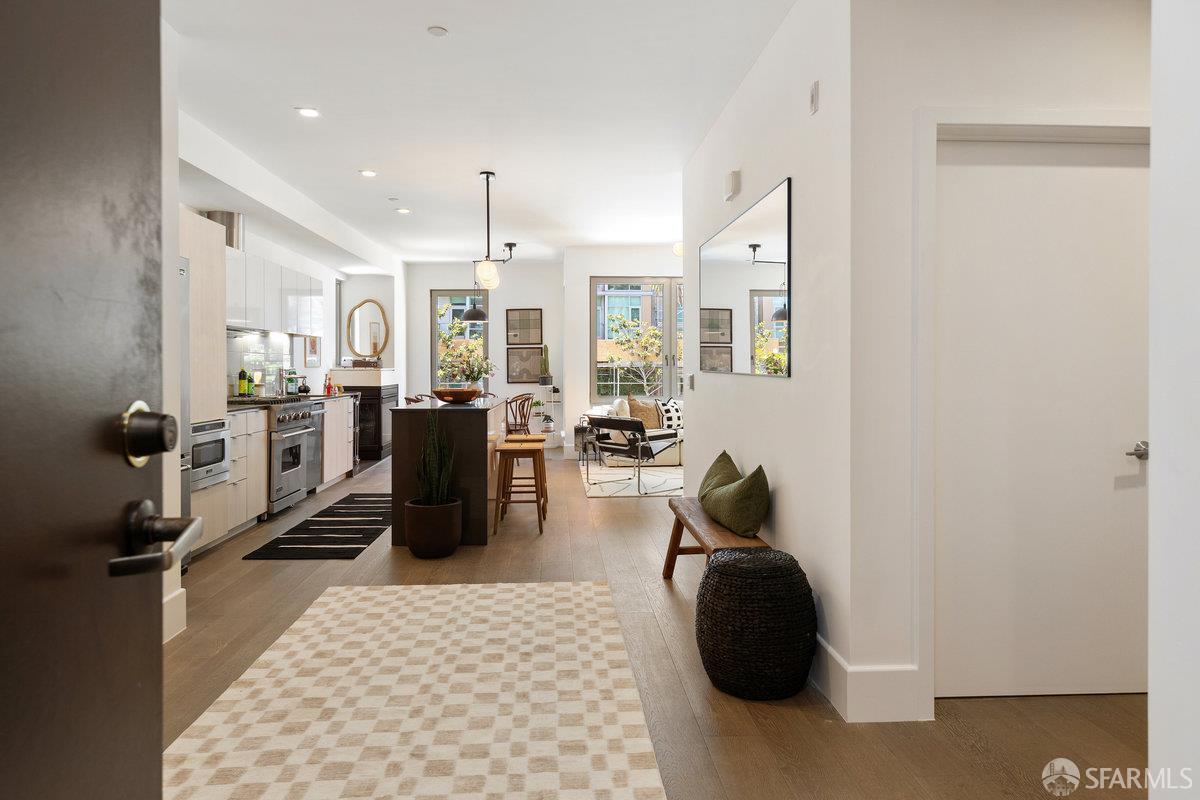 35 Dolores Street # 201