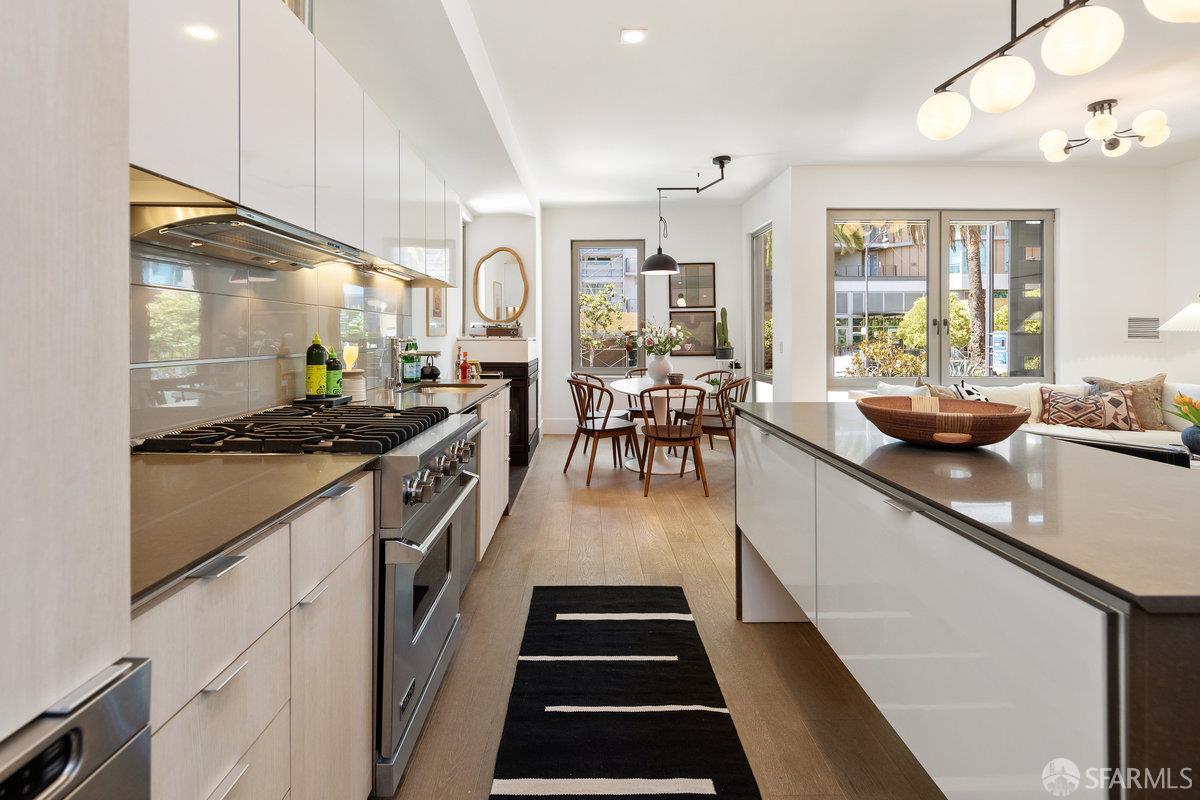 35 Dolores Street # 201