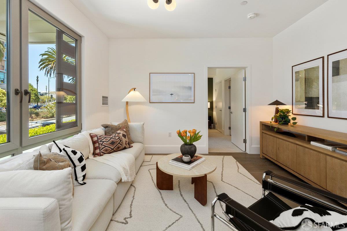 35 Dolores Street # 201