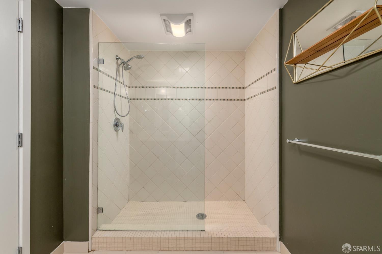 1221 Harrison Street # 6