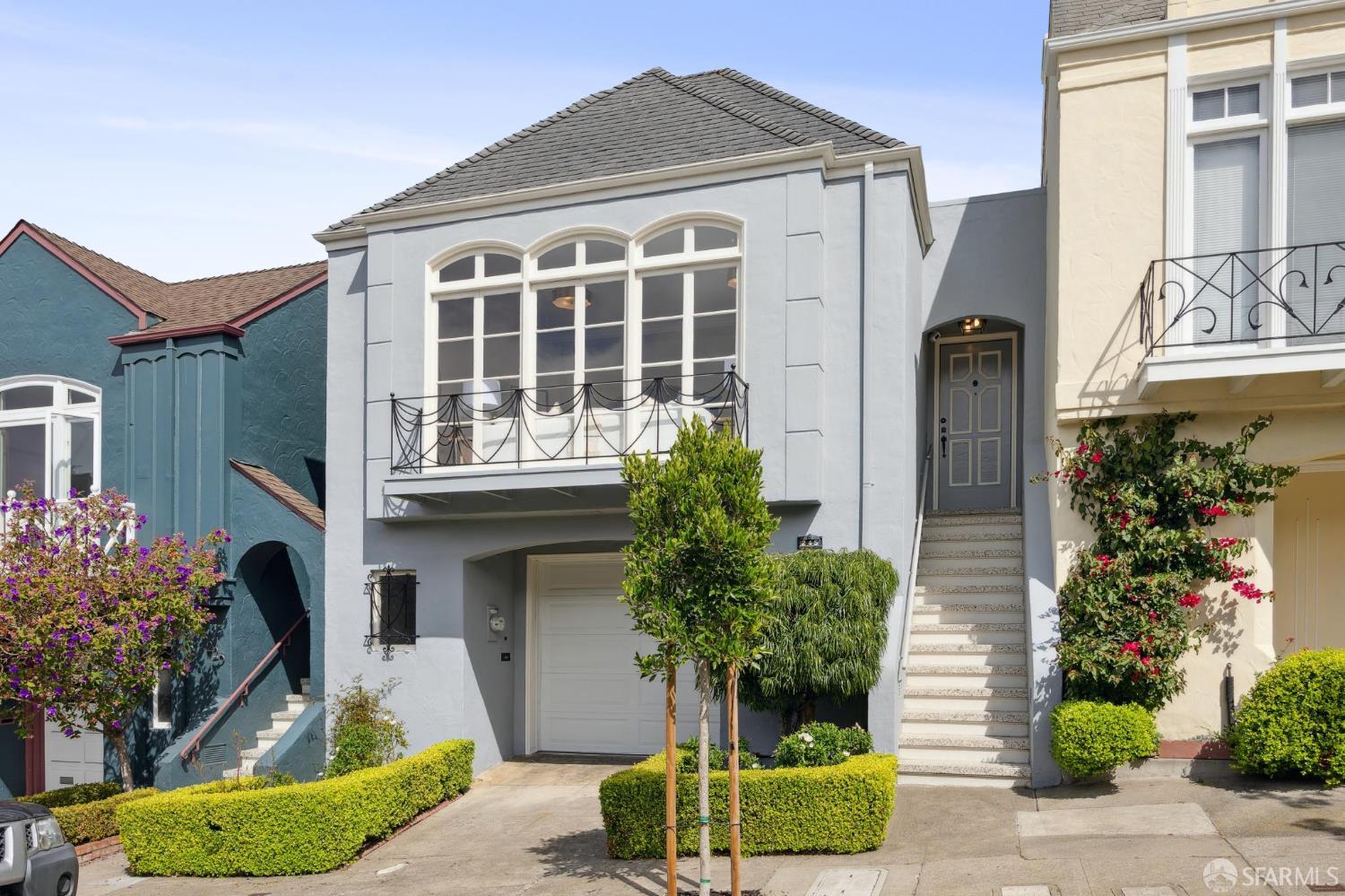 245 Ewing Terrace