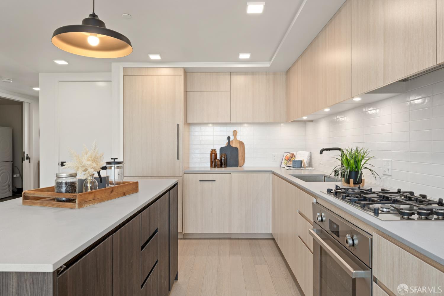 950 Tennessee Street # 410