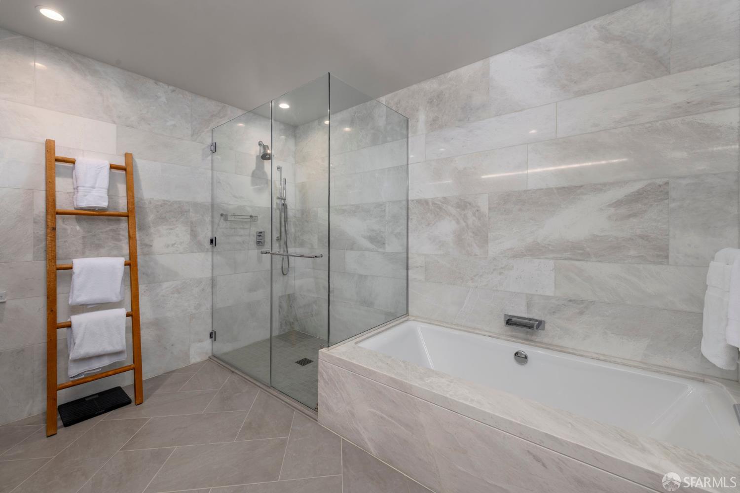 488 Folsom Street # 4205
